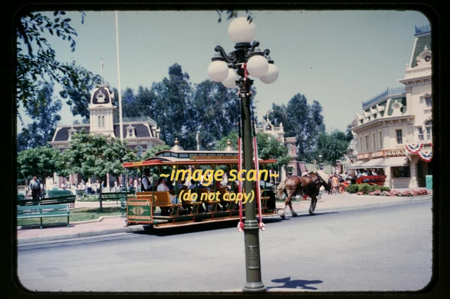 Disneyland Theme Park, Street Scene & Trolley in 1950's, Kodachrome Slide i14a