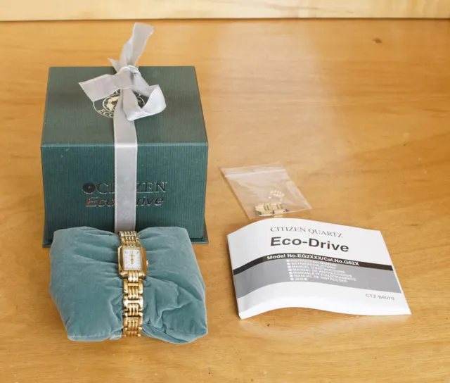 Citizen Watch ecoDrive Ladies Watch Gold Boxed