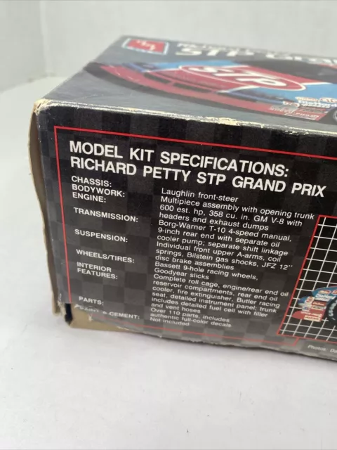 1990 AMT Ertl Richard Petty STP Grand Prix Model Kit 1:24. Unsealed 3