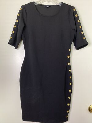 HAUTE MONDE Black Short Sleeve Above Knee Sheath Dress w Gold Snap Detail Sz M