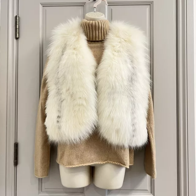 Superb Erik Garthusas Real Fur Gilet, White Racoon Fox Fur Sleeveless Jacket, S