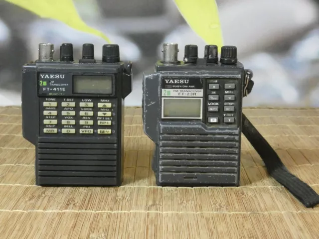 2 X Yaesu Fm Transceiver.  Ft-411E + Ft-23R. Only Body. For Parts Or Repair.