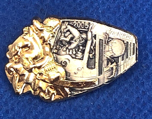 Insigne Badge Carnaval FASNACHT 1933 - SUISSE - Pièce De Collection Métal