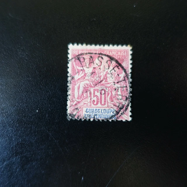 France Colonie Guadeloupe N°37 Oblitéré