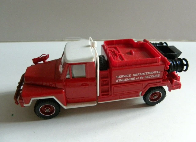 Solido 1/50, Camion ACMAT 4x4 VLRA Ambulance, armée Française