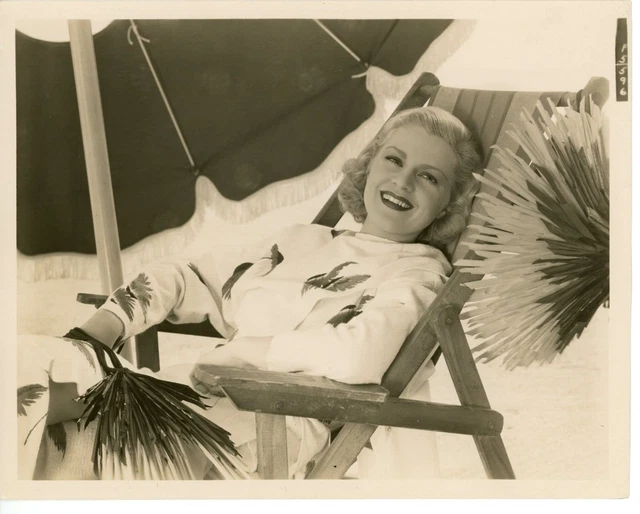 VINTAGE 8X10 PHOTO Actrice Claire Trevor Mode Wardrobe EUR 21,89 ...