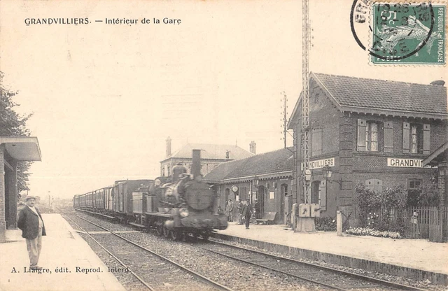 Cpa 60 Grandvilliers Interieur De La Gare / Train En Gare / Locomotive