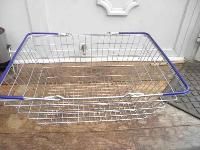 Vintage Wire Shop Shopping Basket Storage Garden Retro Metal Blue Handles