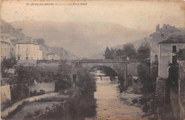 Cpa 12 Saint Jean De Bruel Le Pont New