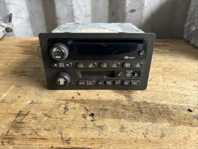 2003 - 2005 Chevy Silverado AM FM CD Cassette Stereo Radio Receiver （15184933)