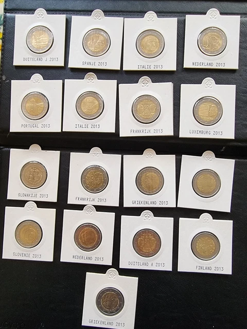 Lot de 17 pièces 2 euros commémoratives UNC 2013