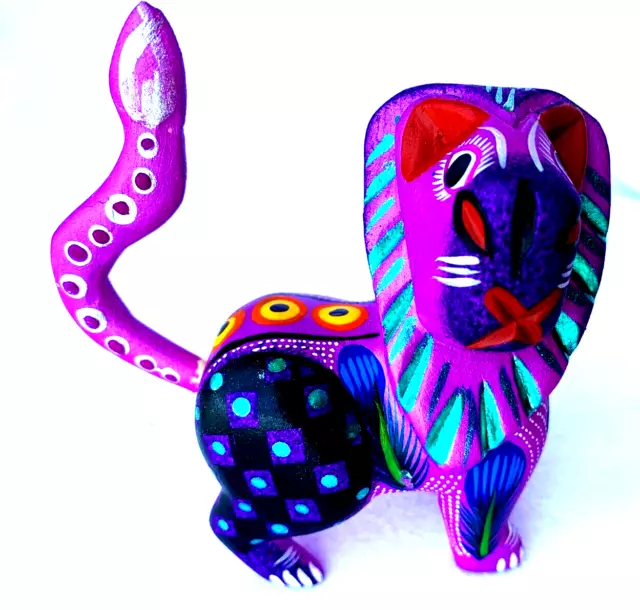 LION Alebrije Hand Painted Oaxacan Wood Carving Folk Art Oaxaca Mexico