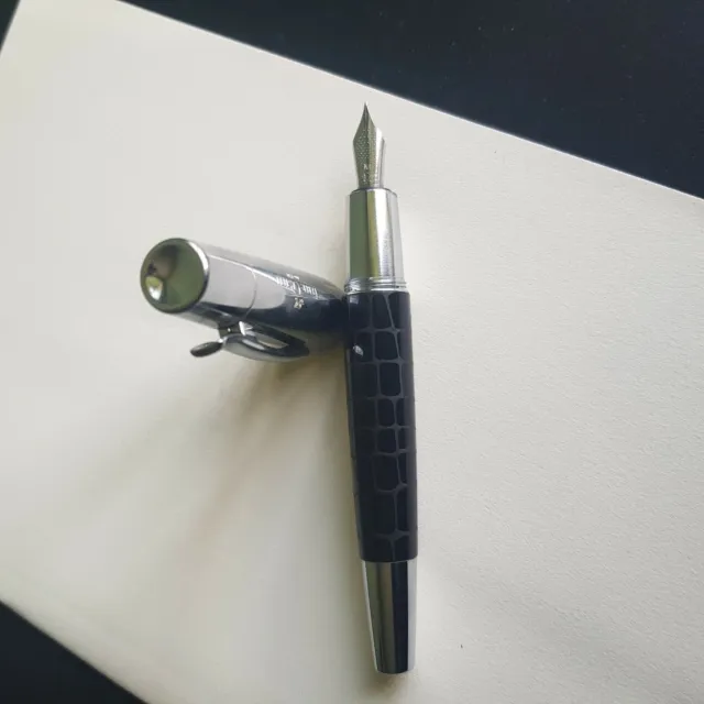 Faber Castell e-motion croco pluma estilográfica M como nueva