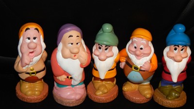 disney dwarfs toys
