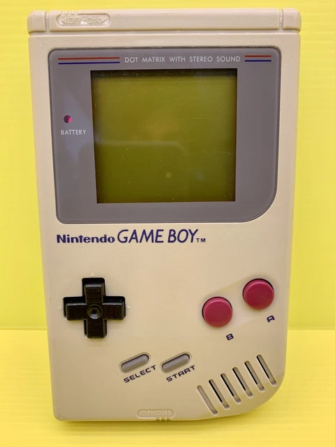 Nintendo Game Boy Dmg-01 Per Parti Di Ricambio - Si Accende - No Video E Audio