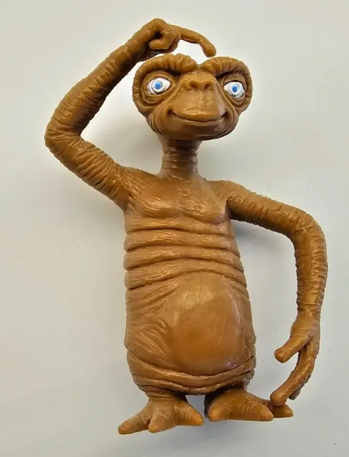 E.T. the Extra-Terrestrial TM & UNIVERSAL STUDIOS  Alien Toy China