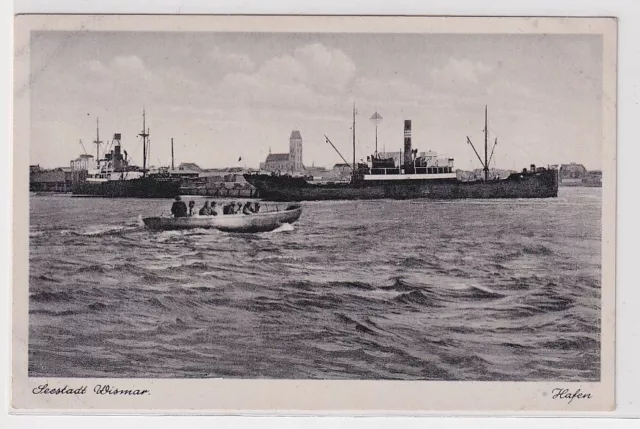 62682 Ak Seestadt Wismar an der Ostsee Hafen mit Schiffen um 1930