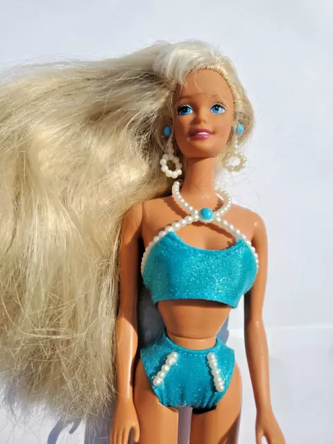 Barbie en maillot de bain