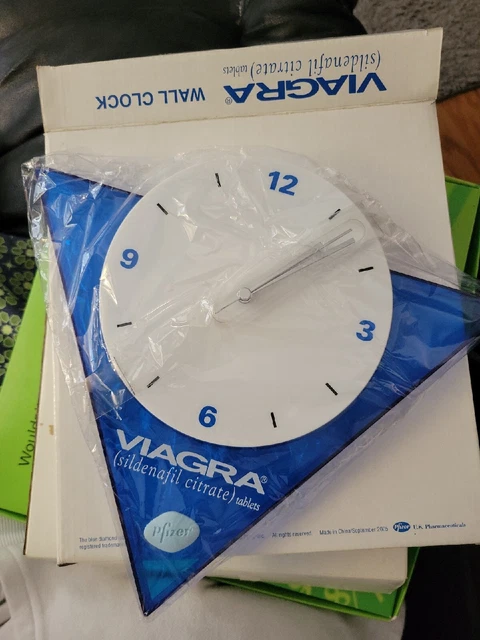 Viagra Pfizer Sales Rep Advertising Promo Wall Clock Battery Blue White Plastic