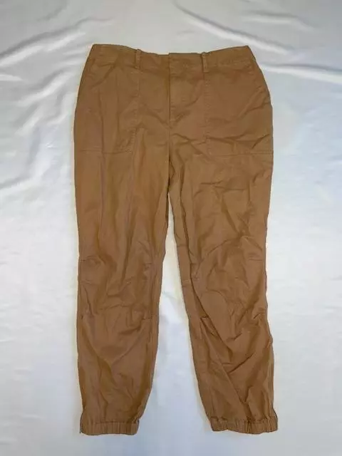 MSRP $80 Inc International Concepts Cropped Cargo Pants Brown Size 12