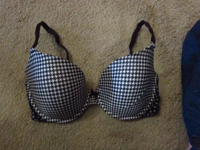 Victoria's Secret Black & White Checkered Demi Bra Size 34DD