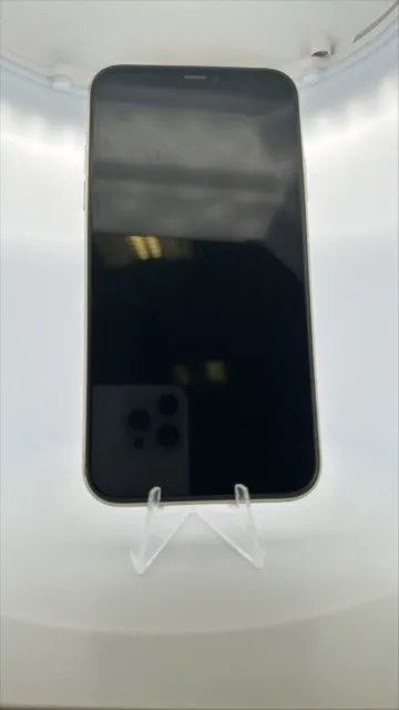 Faulty Apple iPhone 11 - 64GB - White - Unlocked - (SK1810)
