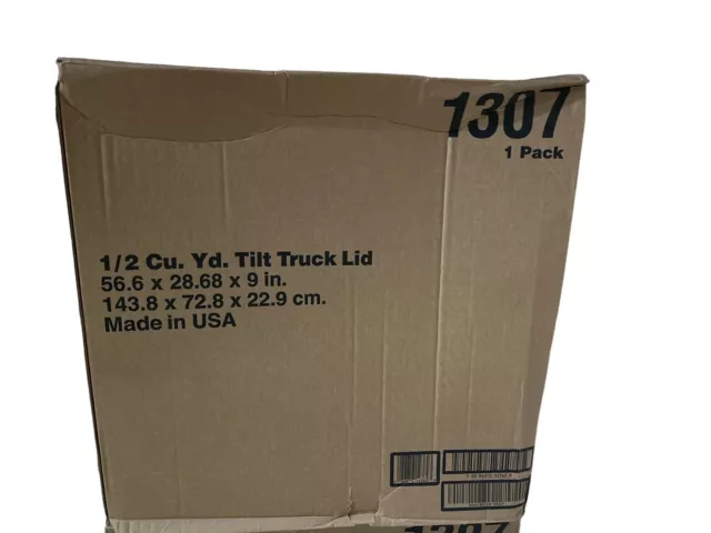 NEW Rubbermaid 1307 Heavy Duty 1/2 Cu. Yard Tilt Truck Lid  BLACK