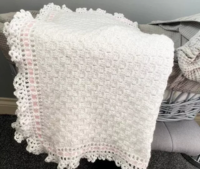 Beautiful Hand Made Crochet White with Pink Ribbon Sparkle Baby Pram Moses Baske