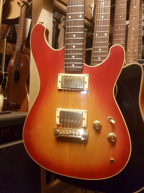 Electric Guitars, Guitars & Basses, Musical Instruments & Gear