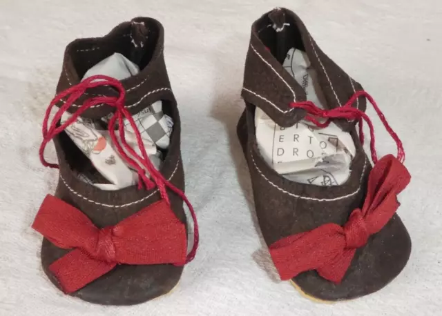 Ancienne paire de chaussures en cuir pour poupée ancienne JUMEAU DEP SFBJ (4)