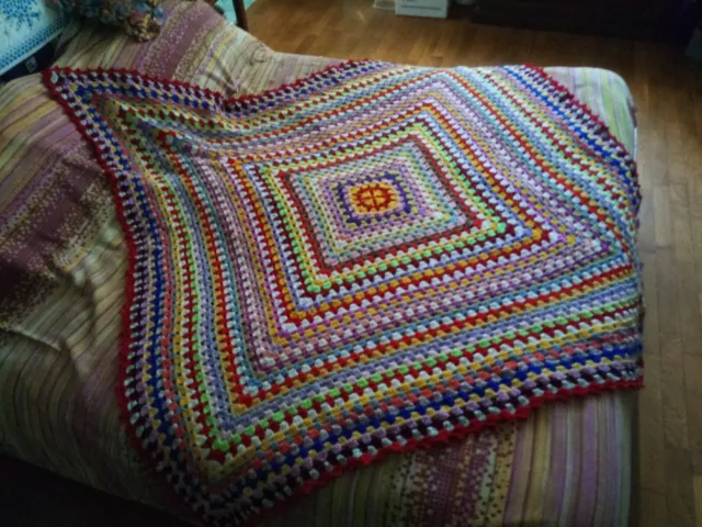 COPERTA UNCINETTO A mano,granny rainbow square,crochet, handmade