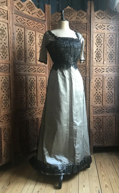ROBE DU SOIR Belle Epoque petite traîne, satin, tulle dentelle