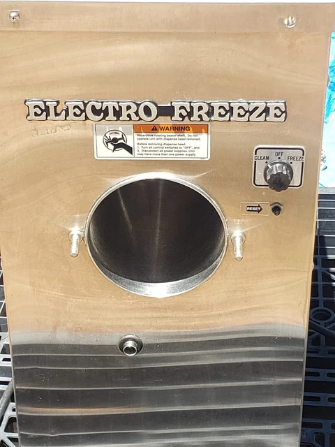 Electro Freeze Slushy and Frozen Slush Beverage Machine 877 for parts as is Electro Freeze Slushy and Frozen Slush Beverage Machine 877 for parts as is