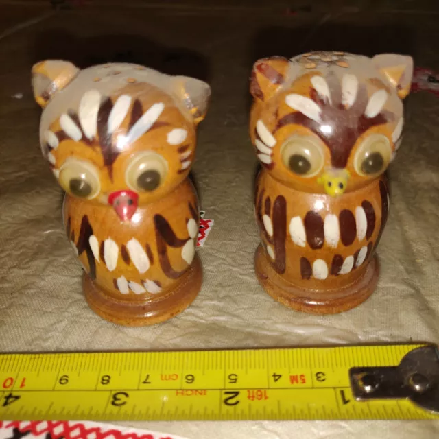 VINTAGE Japan Owl Hand Made Wood Salt and Pepper Shaker With Googly Eyes