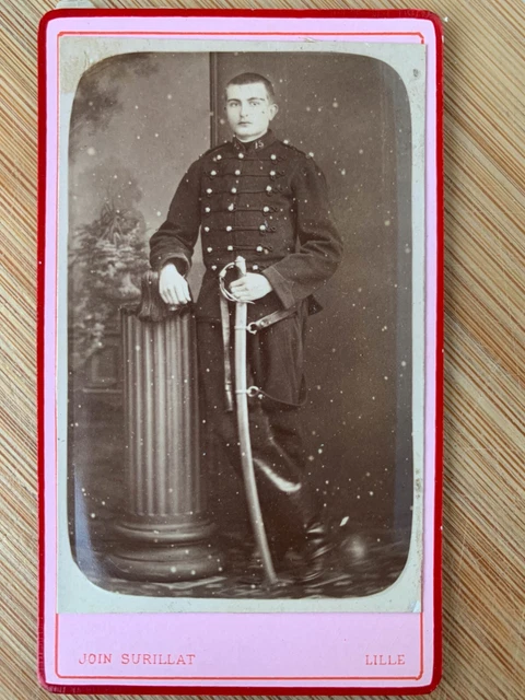 Baron, Dunkerque, Portrait homme en uniforme militaire nommé Godart