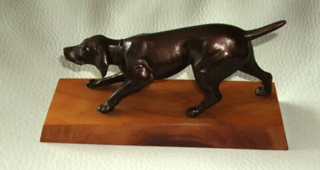 antiker Jagdhund auf Sockel - Metall mit Patina - 19,5 cm x 10 cm x 6 cm