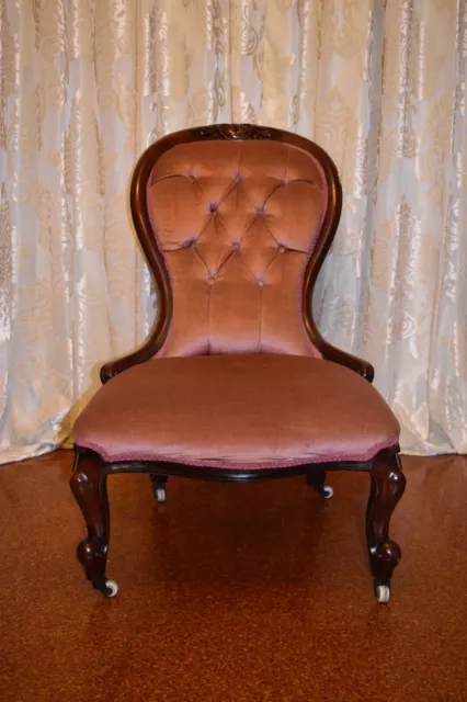 Antique 1900 Walnut Grandmother Chair