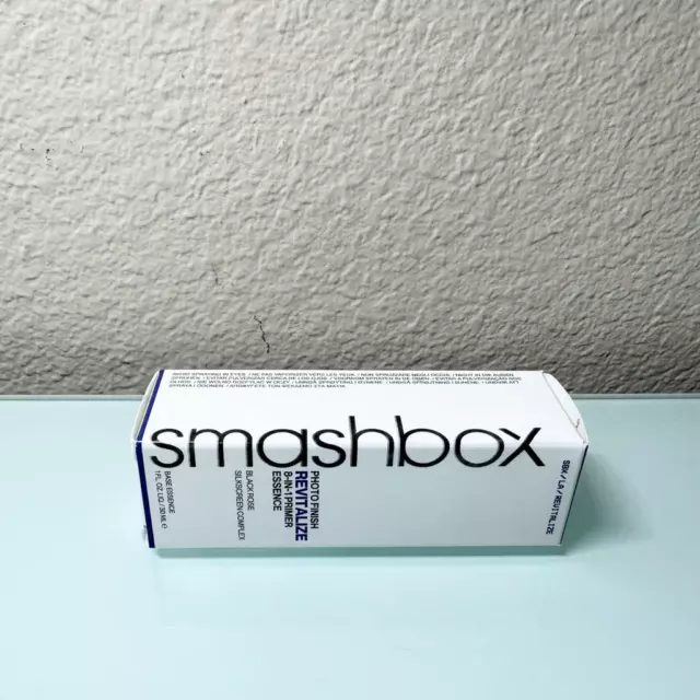 Smashbox- Photo Finish Revitalize 8-IN-1 Primer Essence - 30ml NEW WHIT BOX