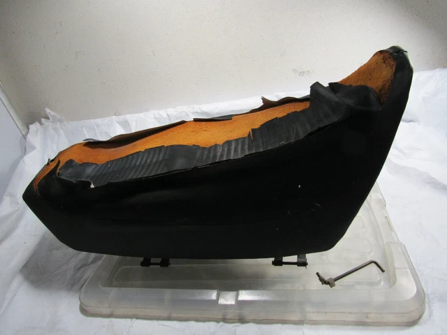 Yamaha 82 83 XZ550 Vision 550 OEM Seat w/ Mounting Hardware