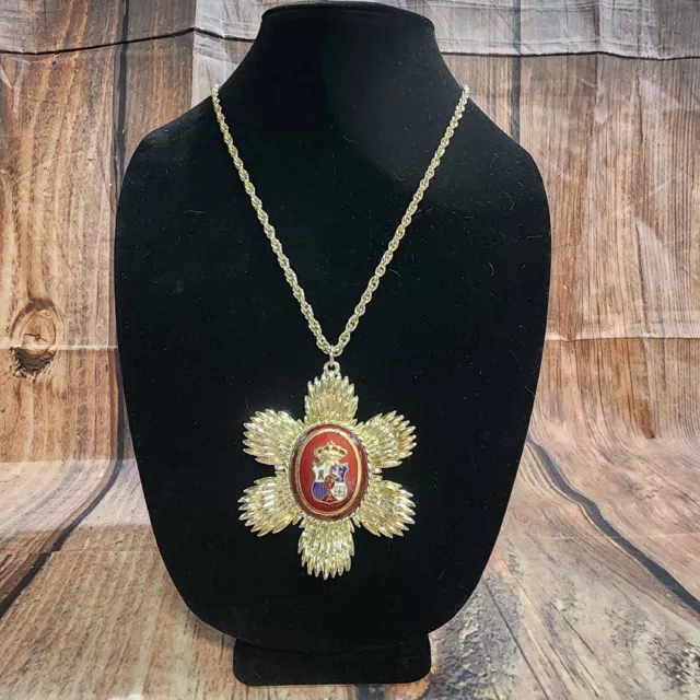 Coro Signed Pegasus Heraldic Coat of Arms Medal Necklace Crest Gold Tone Red HTF
