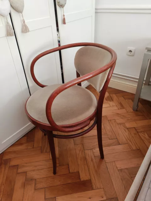 Thonet 210P BENTWOOD CHAIR