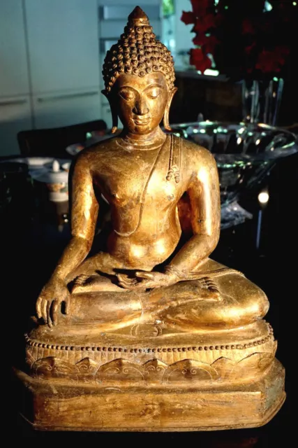 Beautiful Early Chiang Saen Gilt Bronze Buddha