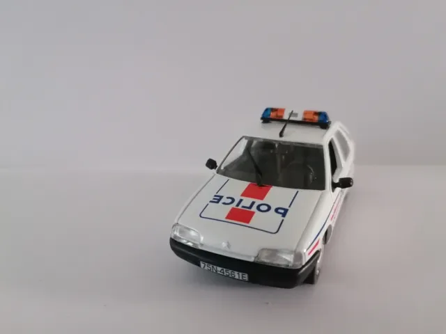 Citroën ZX police - au 1:43 eme norev en capsule d'origine (  neuf  ) 3