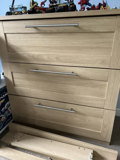 MAMAS AND PAPAS Rialto nursery wardrobe drawers changing shelves