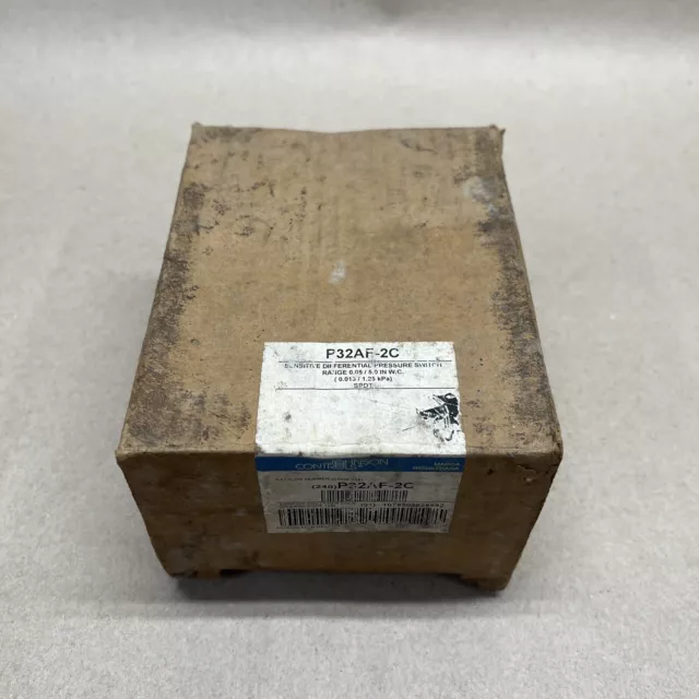 Johnson Controls P32Af-2C Sensitive Differential Pressure Switch