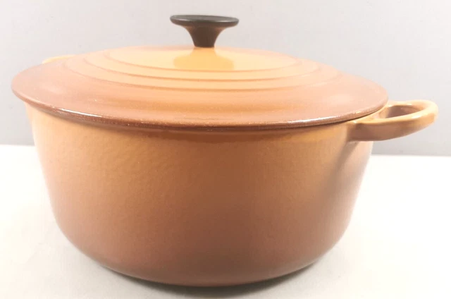 Ancienne COCOTTE LE CREUSET Vintage 50s 60s Plat Marmite Fonte Ancienne COCOTTE LE CREUSET Vintage 50s 60s Plat Marmite Fonte