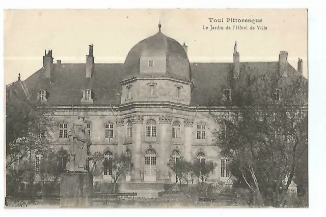 54  Toul  Jardin De L Hotel De Ville