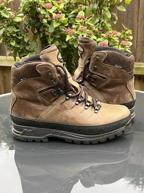 meindl bhutan mens walking boots