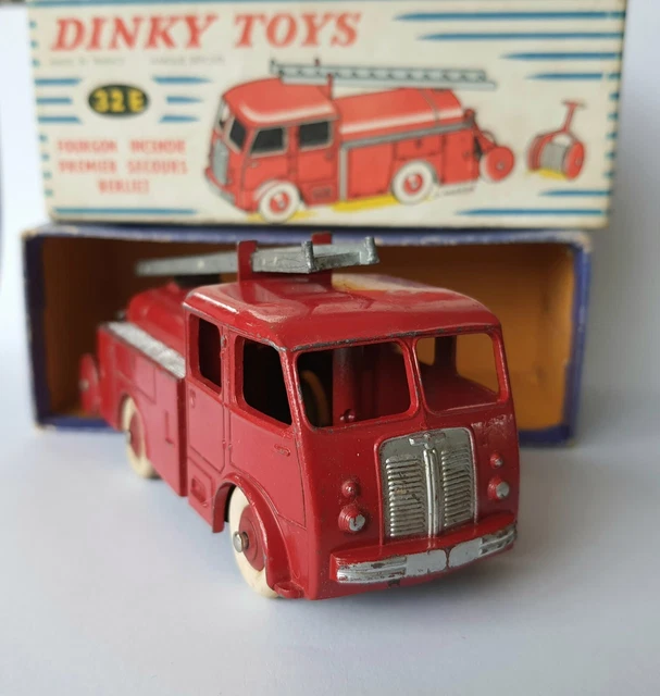 Dinky Toys 32 E - Fourgon Incendie Berliet Premier Secours - Avec Boîte - TBE