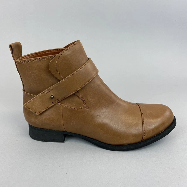 Clarks ladbroke magic shop